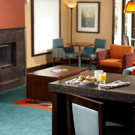 Residence Inn Atlanta Perimeter Center サンディスプリングス エクステリア 写真